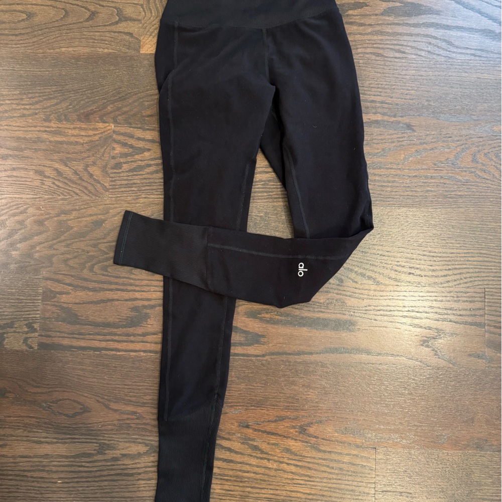 ALO leggings high waisted ultra soft lounge leggings